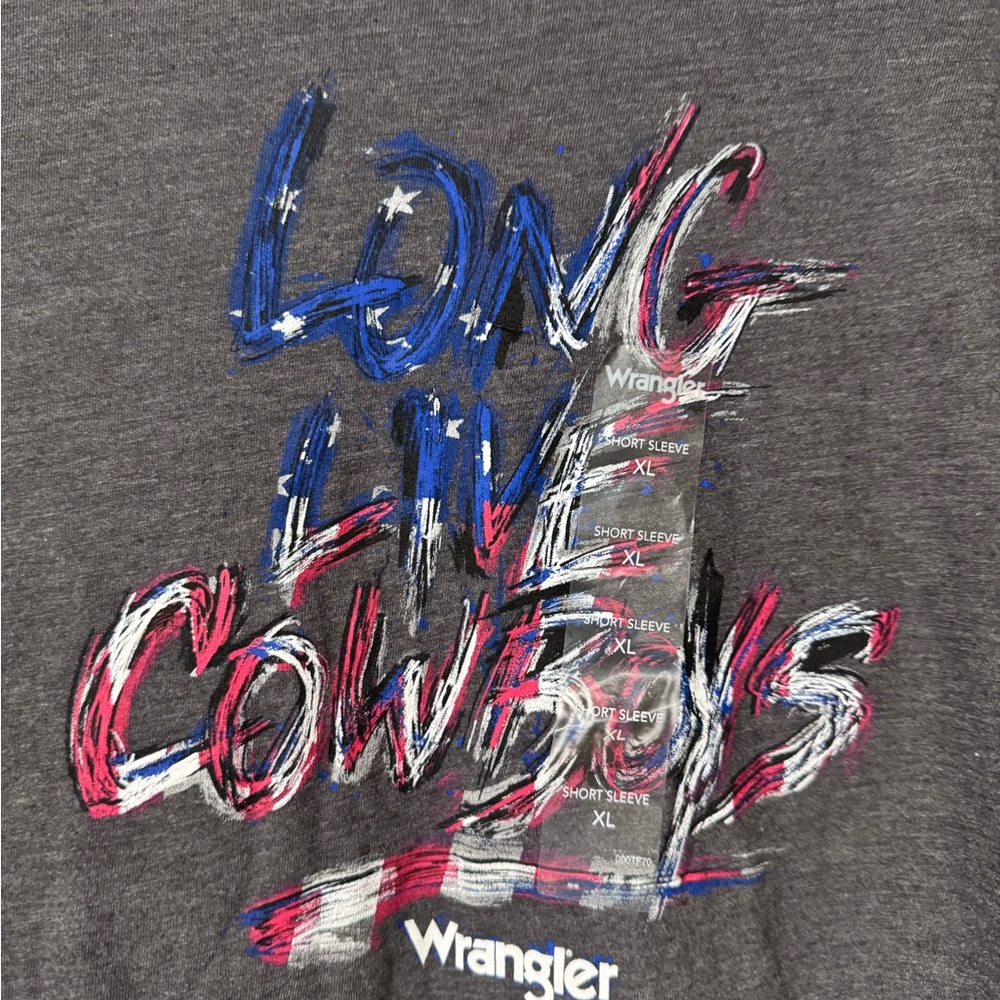 Wrangler Long Live Cowboys Graphic Tee with Patriotic Design. Size XL